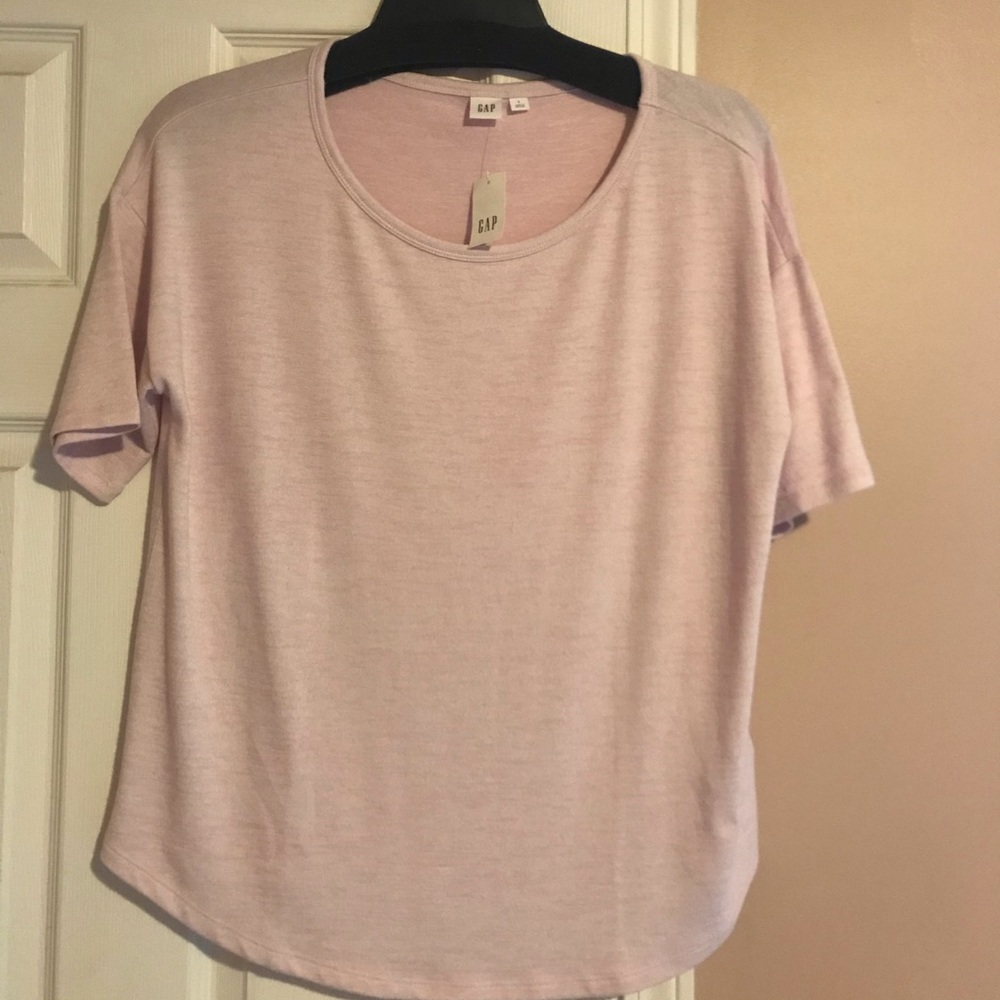 New GAP light pink top